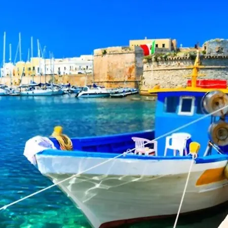 Casette Salento A 10 Minuti Da Gallipoli Aradeo